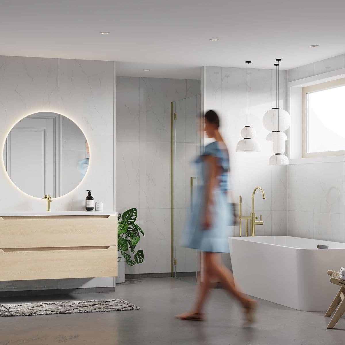 Kvinne som går gjennom badet.