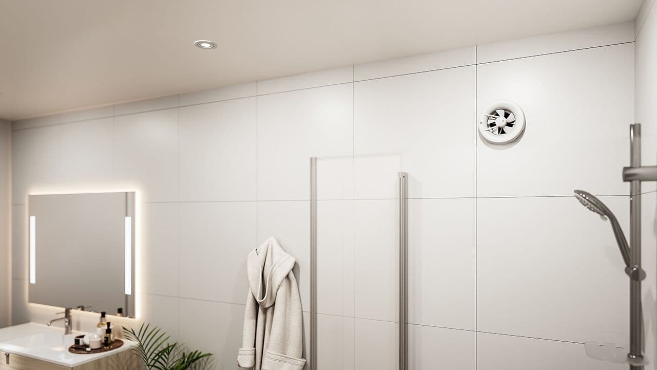 Bodo baderomsvifte på hvitt bad.