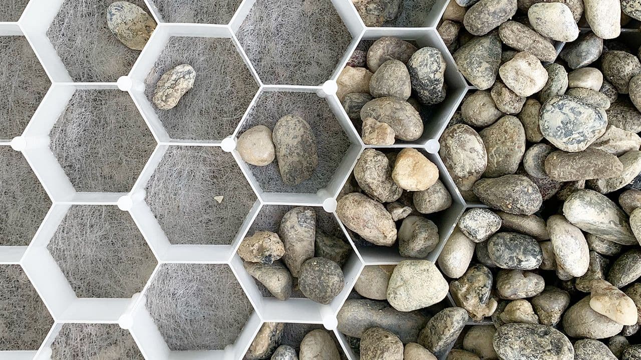 Illustrasjonsbilde av hvordan legge dekorstein.